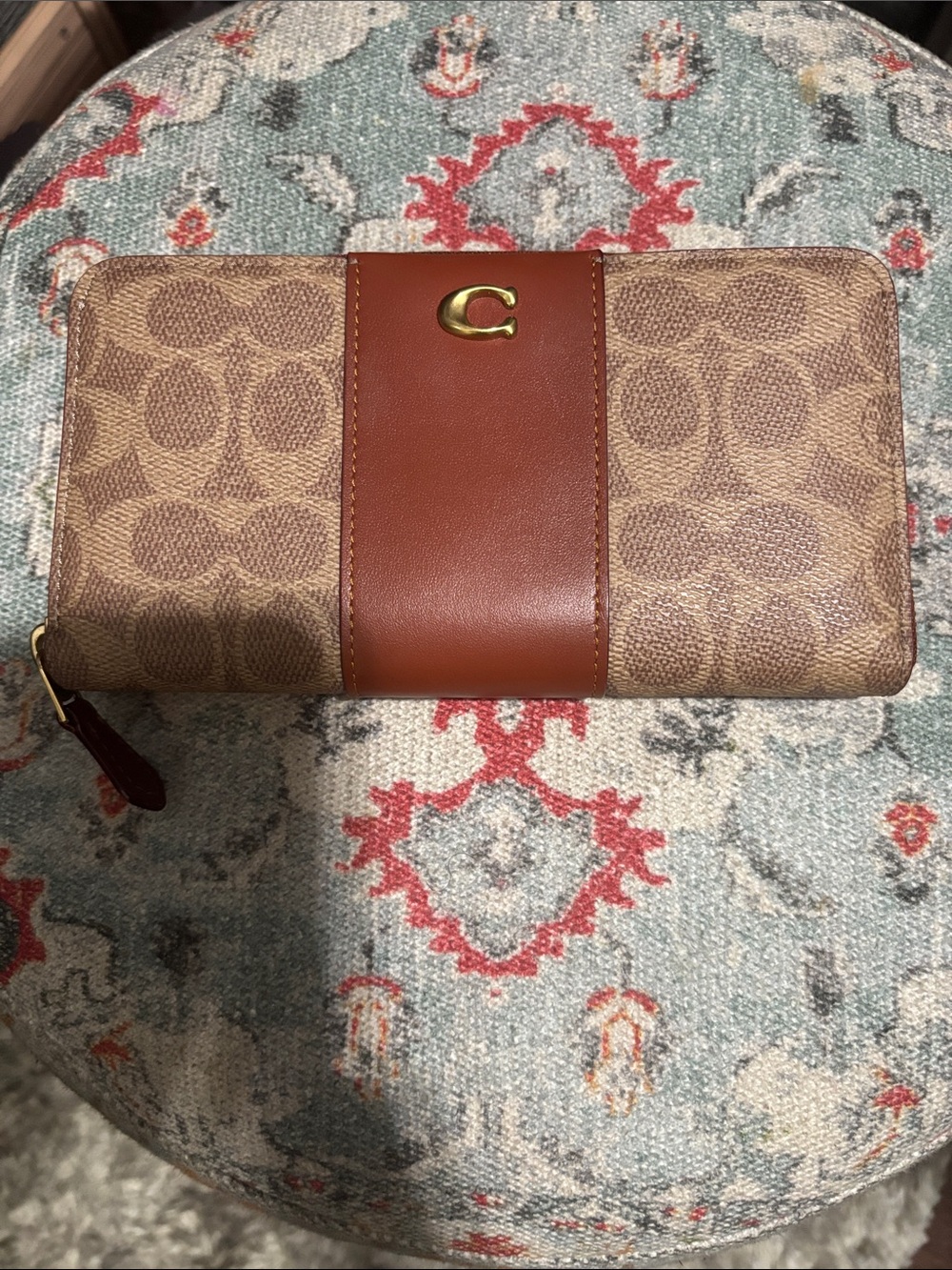 Coach Essential Accordion Zip Wallet